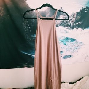 Tan fitted dress w slit